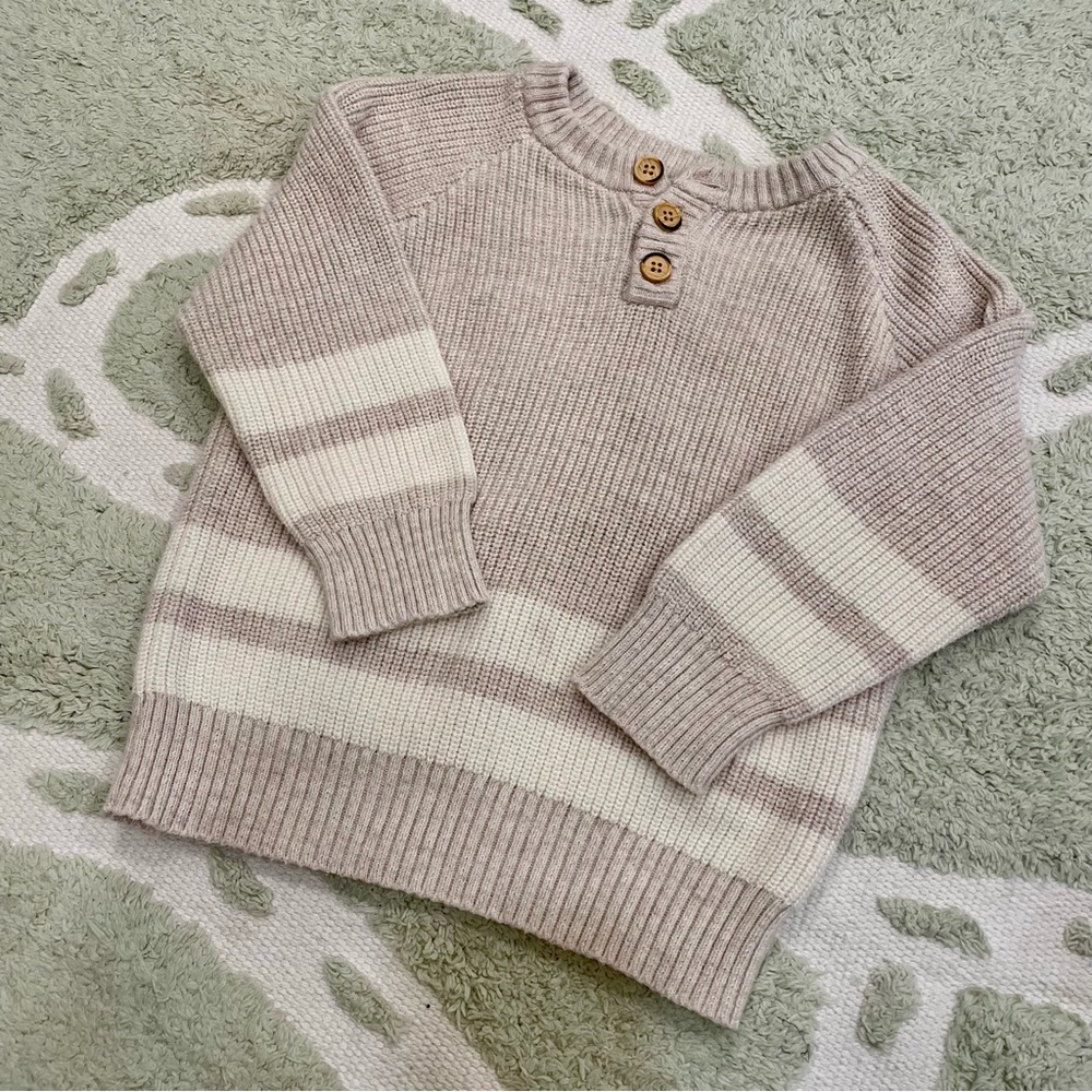 Cat & Jack Varsity Stripe Henley Sweater in Beige/White - 2T - Picture 2 of 4